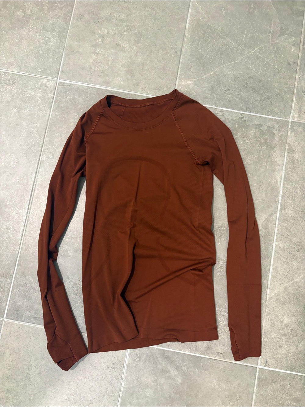 lululemon athletica Long Sleeve Tee - Rust Brown